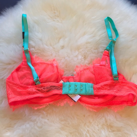 NWT Victoria’s Secret orange unlined demi bra! - Picture 3 of 3